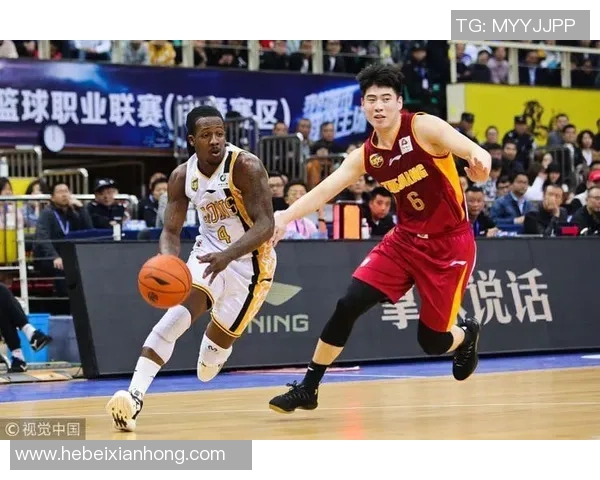 成都篮球队近期状态分析与未来发展展望探讨